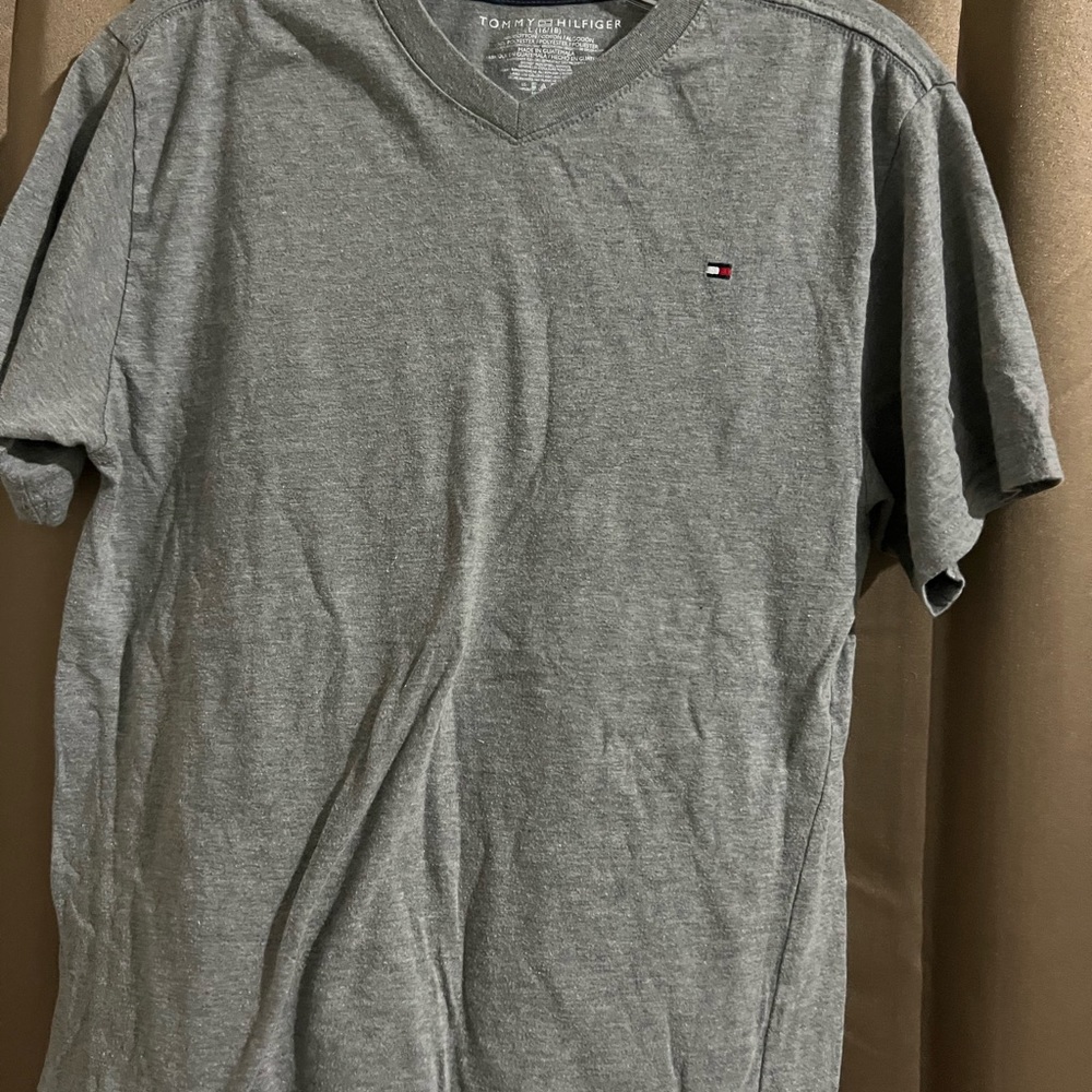Tommy Hilfiger gray shirt